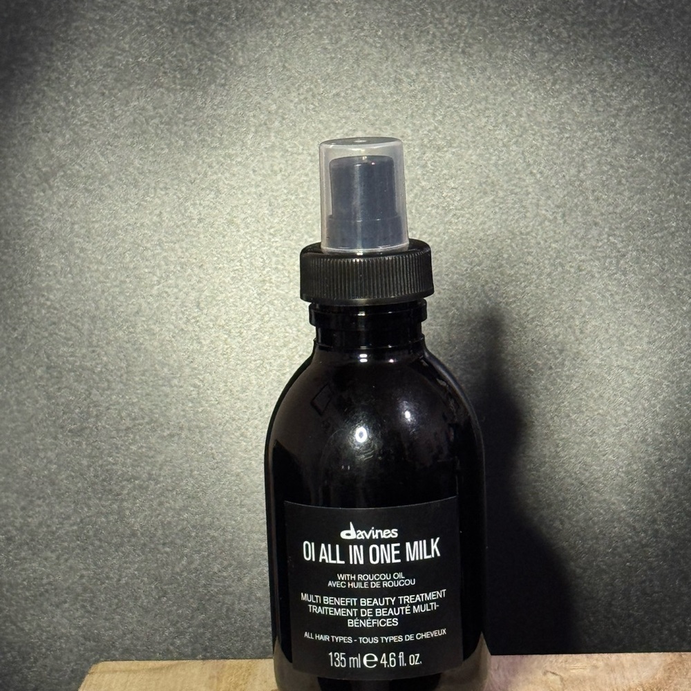 Davines OI All In One Milk - Black Bottle